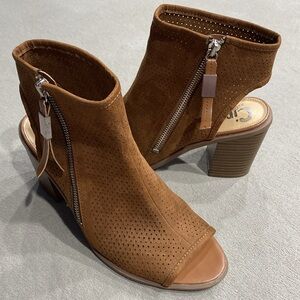 Circus by Sam Edelman Kammie-2 Heeled Brown Open Toe Sandal Women’s Shoes Size 8